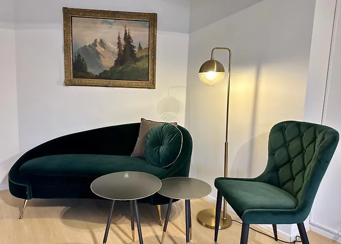 Koeniglich & Modern See- Und Zentrumsnah