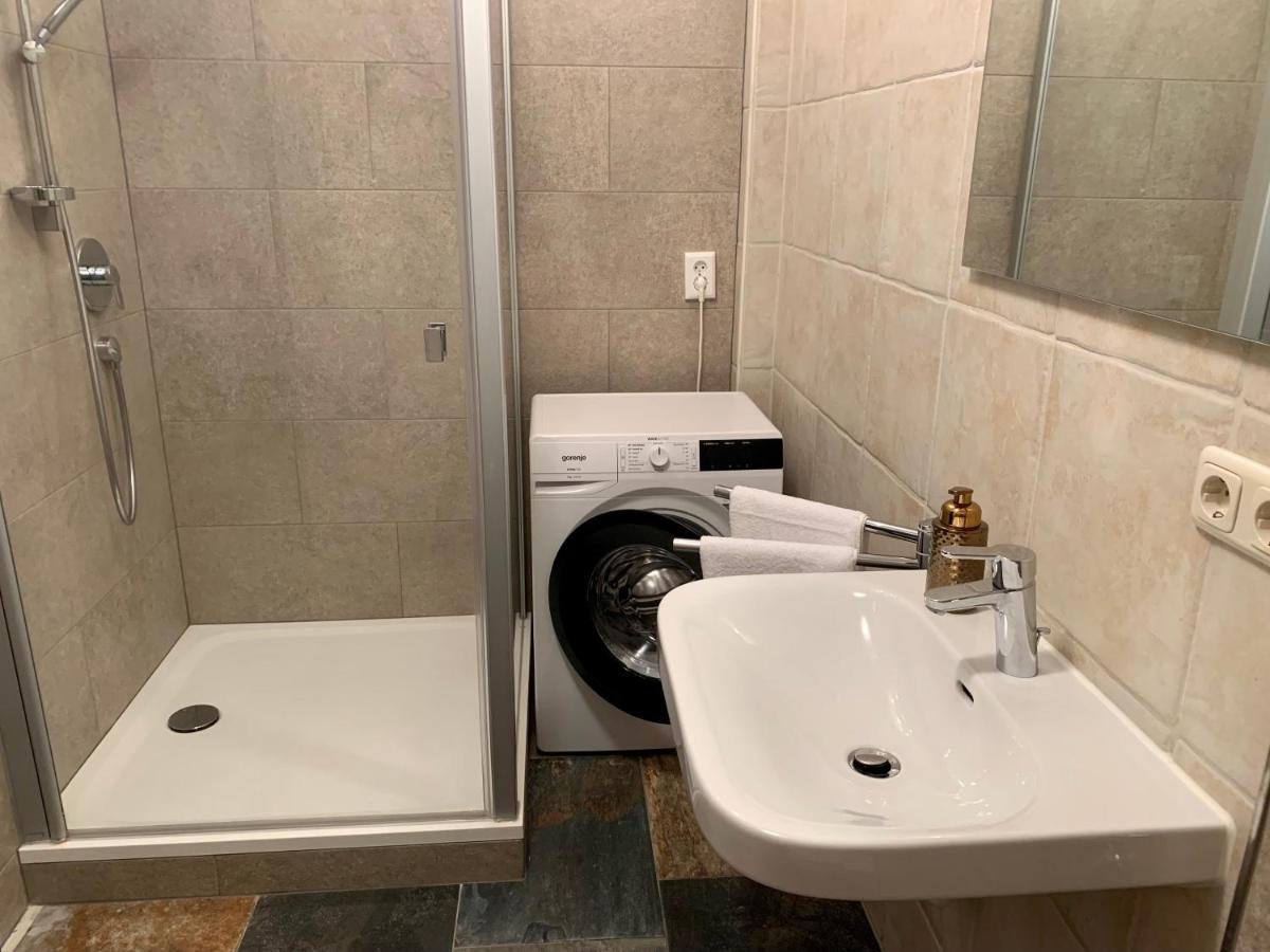 Koeniglich & Modern See- Und Zentrumsnah Apartment Prien am Chiemsee