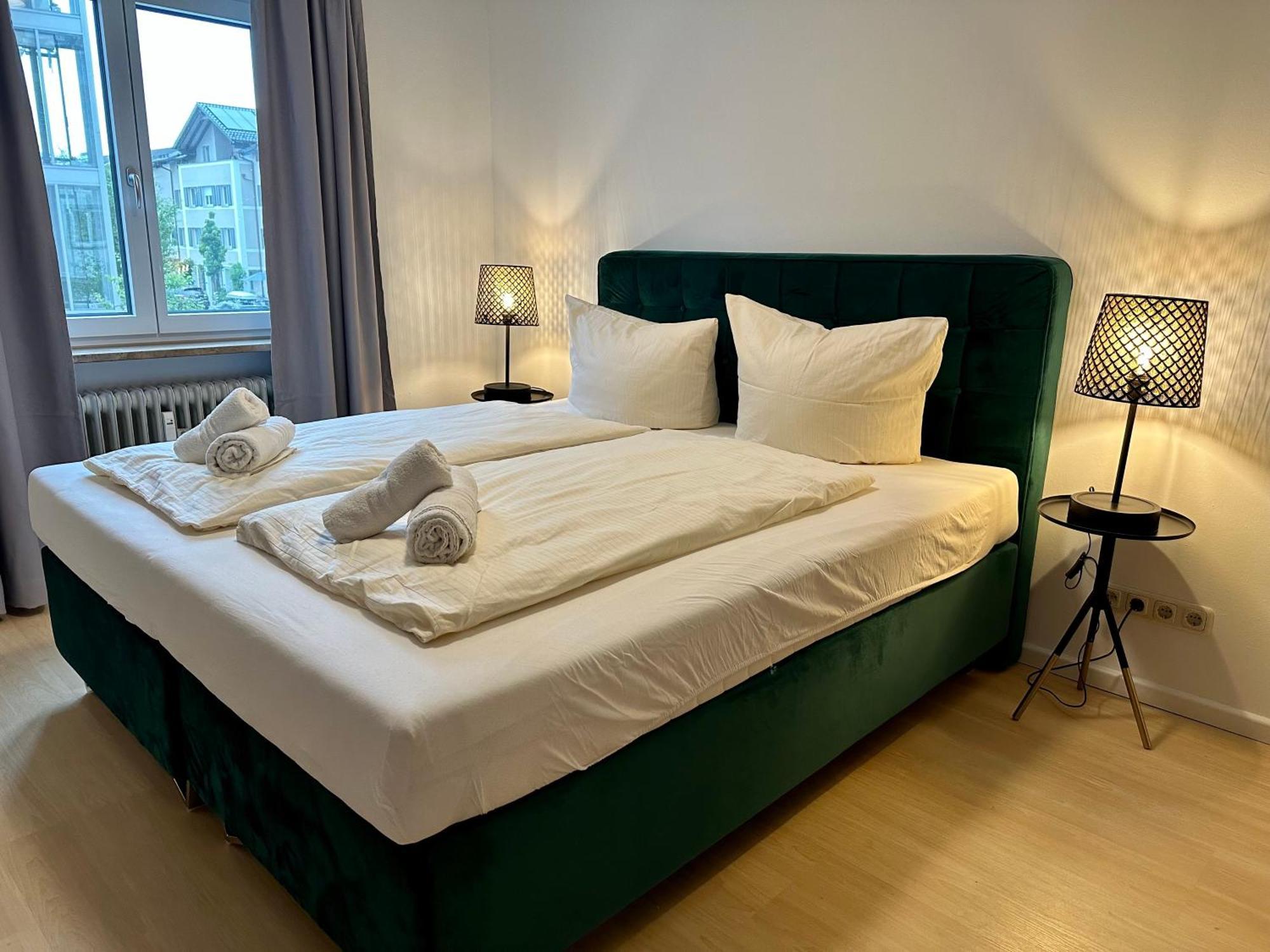 Koeniglich & Modern See- Und Zentrumsnah